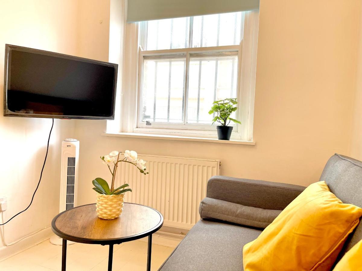 Archway Station Big Bedroom Flat Λονδίνο Εξωτερικό φωτογραφία